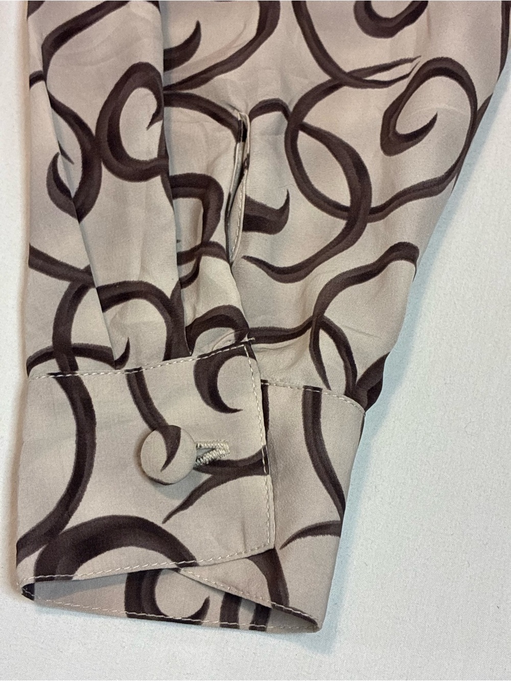 Woman’s Beige Button-Front Blouse with Brown Swirl Pattern - Picture 4 of 6